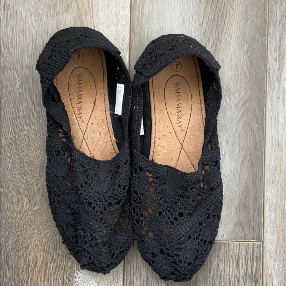 Women’s flats